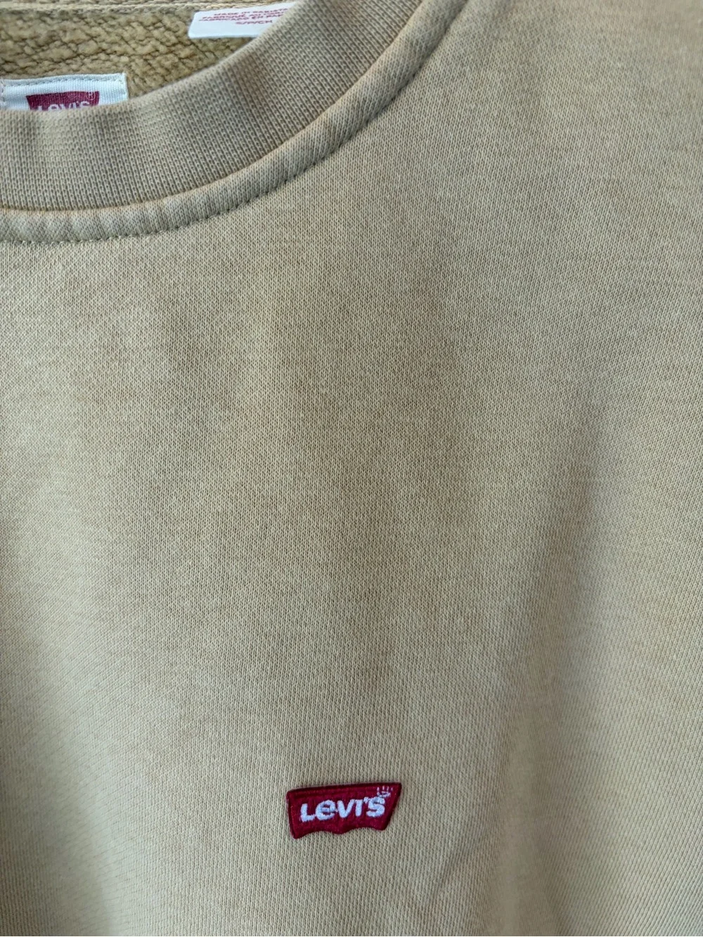Levi's Men's Crewneck Sweatshirt in Tan